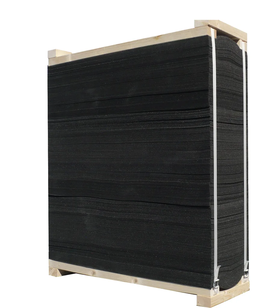 FOAM TARGET WITH WOODEN FRAME